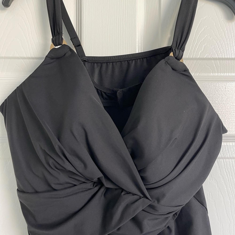 Miracle suit women’s bathing suit top
